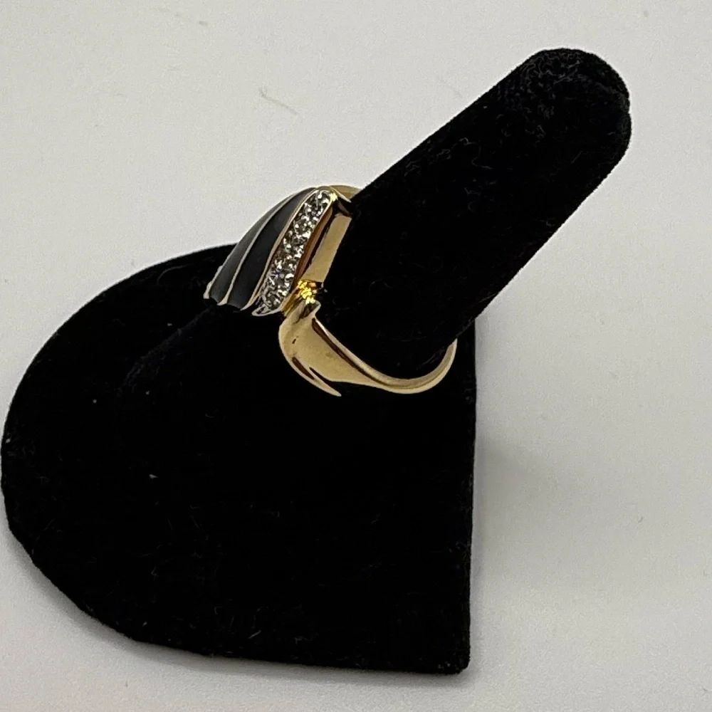 N/A gold tone
